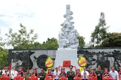 Khánh thành công trình sửa chữa Khu tưởng niệm Anh hùng Liệt sỹ Trần Văn Thọ