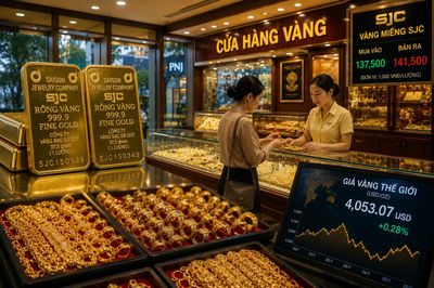 Thị trường vàng tuần từ 20 - 26/7: Áp lực bán tháo và rủi ro khiến dòng tiền 'chảy' về ngân hàng