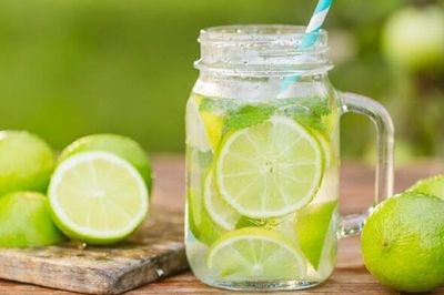 Nước chanh hạt chia: Thức uống '2 trong 1' cho làn da tươi sáng và vóc dáng cân đối