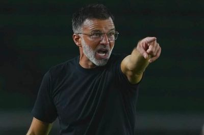 HLV tuyển Thái Lan nói dùng cầu thủ trẻ vẫn thắng 5-0 ở AFF Cup 2026