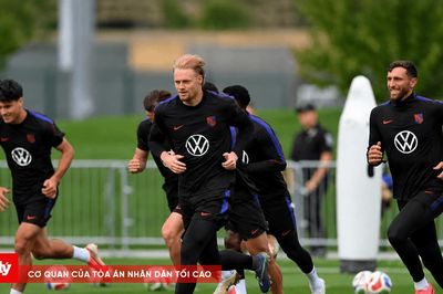 Manchester United vẫn tìm lời giải cho hàng công và cánh trái cho mùa chuyển nhượng mới