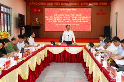 Bí thư Tỉnh ủy Trần Tiến Dũng làm việc với Đảng ủy xã Sín Thầu
