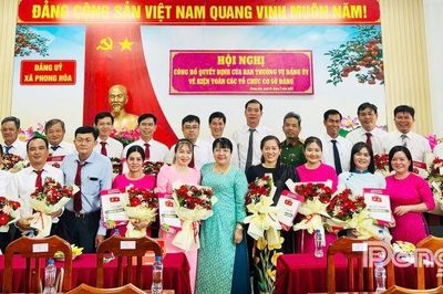 Xã Phong Hòa: Tạo đồng thuận trong sắp xếp các ấp