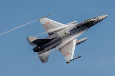 Tiêm kích NATO truy đuổi UAV Nga, Houthi tập kích nhà máy Aramco và Mỹ đầu tư hạ tầng hạt nhân