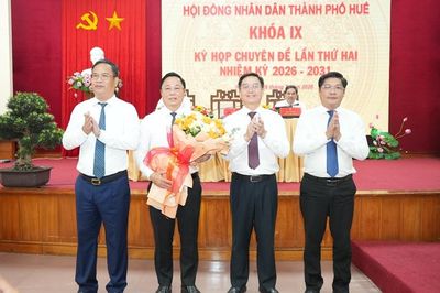 Phó Bí thư Thành ủy Lê Trí Thanh được bầu giữ chức Chủ tịch UBND thành phố Huế