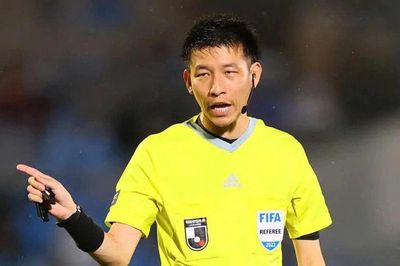 Trọng tài từng gây tranh cãi bắt trận tuyển Việt Nam gặp Singapore tại AFF Cup 2026
