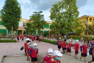 Ninh Bình: Sắp xếp hơn 1.400 trường học, bảo đảm không ảnh hưởng việc học của học sinh