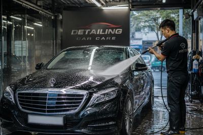 Bao lâu nên rửa xe sau những ngày mưa liên tục?