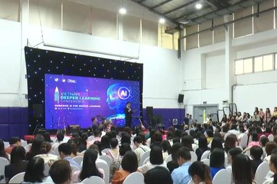 Nhân bản hóa AI để học sâu
