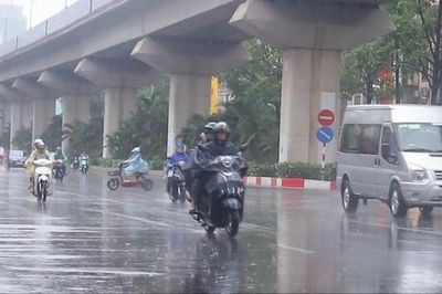 Cục CSGT cảnh báo nguy cơ tai nạn do thời tiết làm đường trơn trượt