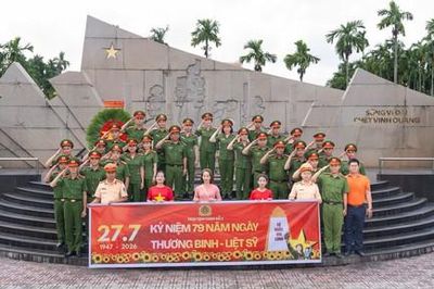 Trại tạm giam số 2 Công an TPHCM: Tri ân nguồn cội, phát huy đạo lý 'Uống nước nhớ nguồn' của dân tộc