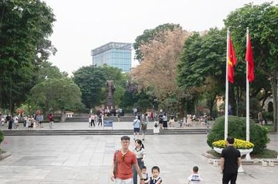 Bắc Bộ ngày nắng oi, chiều tối và đêm có mưa dông rải rác
