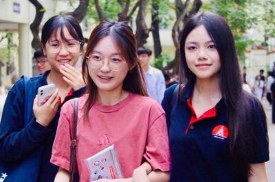 Bộ Giáo dục và Đào tạo: Tiếp tục duy trì kỳ thi tốt nghiệp THPT là phù hợp