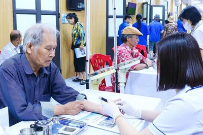 Khám sức khỏe miễn phí cho người có công và thân nhân liệt sĩ nhân dịp 27/7 tại Hải Phòng