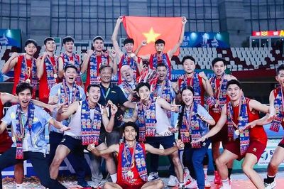 Đánh bại Indonesia lẫn Thái Lan, bóng chuyền nam Việt Nam lập loạt cột mốc lịch sử