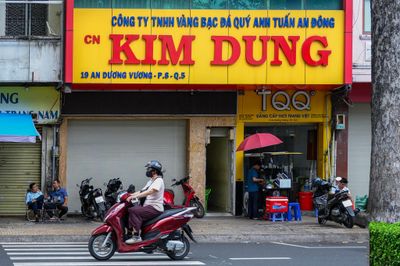 Hơn 30 doanh nghiệp bán kim cương ở TP.HCM đã đóng cửa?