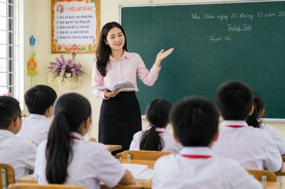 Bỏ chế độ tập sự với viên chức: Giáo viên mới sẽ được hỗ trợ ra sao?