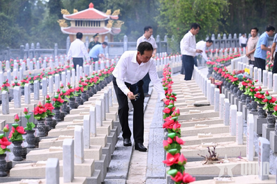 Vẹn tròn đạo lý, thắm nghĩa tri ân