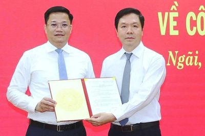 Thứ trưởng Bộ Tài chính giữ chức Phó bí thư Tỉnh ủy Quảng Ngãi