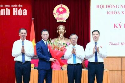 Thiếu tướng Tô Anh Dũng được bầu giữ chức Chủ tịch UBND tỉnh Thanh Hóa