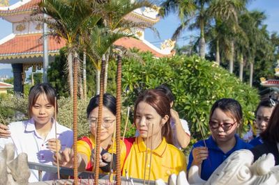 Lan tỏa đạo lý 'Uống nước nhớ nguồn' từ mái trường