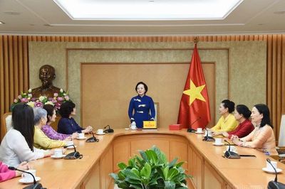 Đẩy nhanh xây dựng hồ sơ đề cử UNESCO ghi danh áo dài Việt Nam