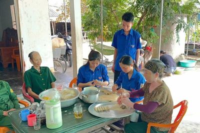 Hơn 150 bữa cơm nghĩa tình tri ân người có công ở Hà Tĩnh