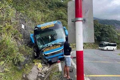 Tai nạn xe khách trên đường Nha Trang - Đà Lạt, nhiều người bị thương