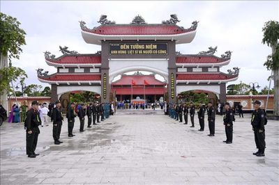 Lễ giỗ Anh hùng, liệt sĩ và người có công tại An Giang
