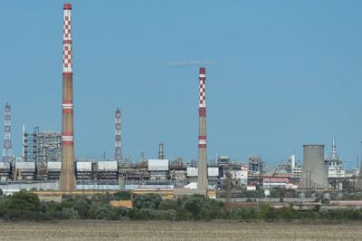 Thông tin mới về nhà máy lọc dầu duy nhất của Bulgaria