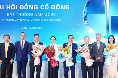 Thấy gì sau đại hội cổ đông bất thường 'thay người mới' của Eximbank?