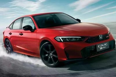 Honda Civic 2026 ra mắt Thái Lan, thêm giả lập sang số S+ Shift và cảnh báo điểm mù