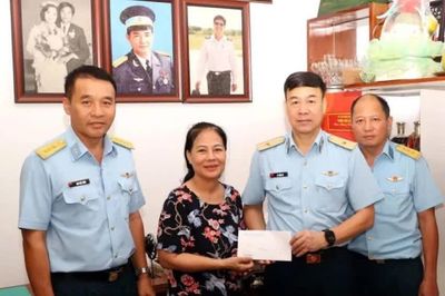 Trường Sĩ quan Không quân tổ chức nhiều hoạt động tri ân người có công