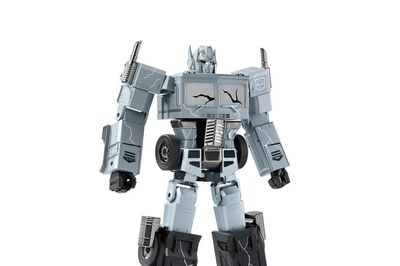 Robosen ra mắt Fallen Leader Optimus Prime G1: Robot biến hình kỷ niệm 40 năm giá 1.400 USD