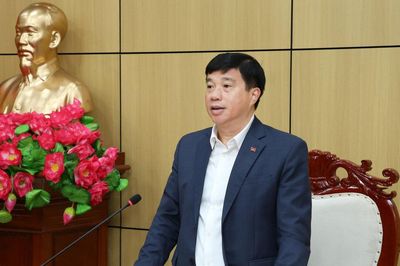 Bí thư Tỉnh ủy Lâm Đồng Y Thanh Hà Niê Kđăm tiếp công dân định kỳ tháng 7