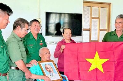 Hội Cựu chiến binh Lâm Đồng tặng gần 1.000 suất quà tri ân người có công