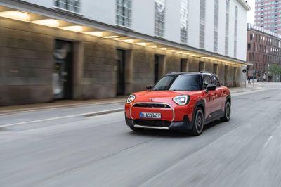 MINI Aceman – mẫu xe điện 'mới toanh' nhà MINI trình làng tại Việt Nam