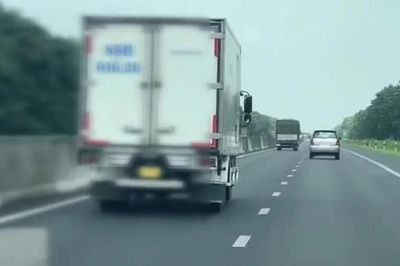 Đề xuất 'làn đường dành cho vượt xe' trên cao tốc, vượt xong phải chuyển làn về bên phải