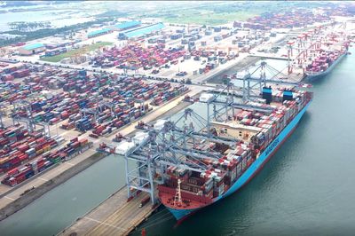 Đón tàu lớn vượt thiết kế: Cảng biển bắt buộc lập phương án điều động, đánh giá rủi ro