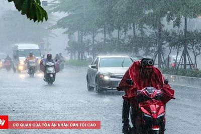 Miền Bắc nắng oi, chiều tối mưa dông trở lại, có nơi trên 250mm
