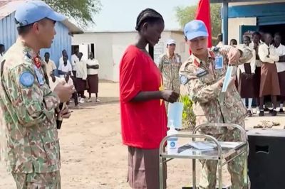 Những người lính mũ nồi xanh Việt Nam tham gia phòng, chống dịch Ebola