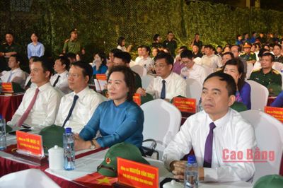 Phó Chủ tịch UBND tỉnh Hà Nhật Lệ dự Chương trình cầu truyền hình trực tiếp 'Sao sáng dẫn đường' tại tỉnh Tuyên Quang