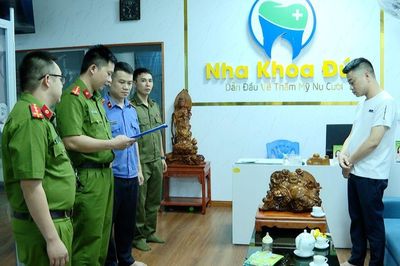 Giả danh bác sĩ, chủ phòng khám bị khởi tố