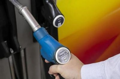 BMW, Toyota khởi động dự án xăng tái tạo 100% nhằm giảm phát thải carbon