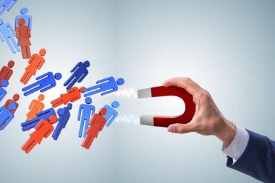 Đề xuất tăng phụ cấp tới 300% mức lương cho công chức, viên chức tài năng