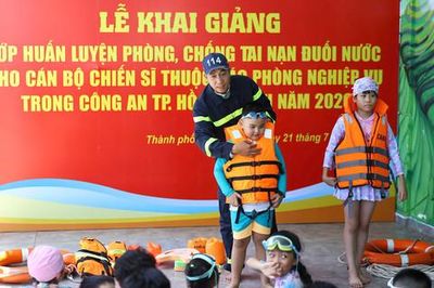 Ngăn chặn nạn đuối nước từ sớm, từ xa