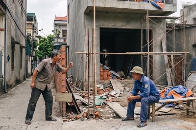 Xây nhà thụt vào 30cm vẫn bị hàng xóm làm khó, tôi mất hơn 2 năm vẫn chưa xong