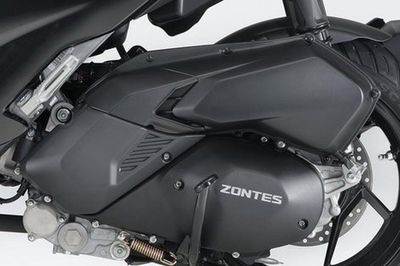 Sánh ngang SH, xe ga 169cc giá 45,8 triệu đồng sở hữu công nghệ vượt tầm, rẻ hơn Air Blade