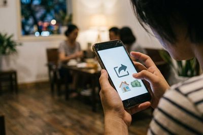 Thực hư đề xuất 'cấm trẻ em dưới 16 tuổi đăng bài trên MXH'