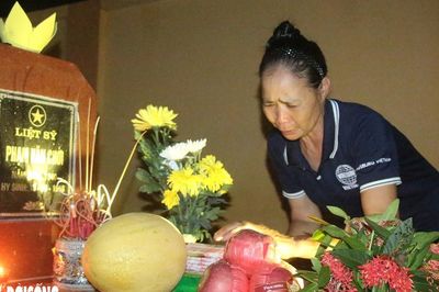 Xúc động đêm tri ân liệt sĩ tại Hải Phòng: Mong các anh sớm trở về đoàn tụ với gia đình, làng xóm